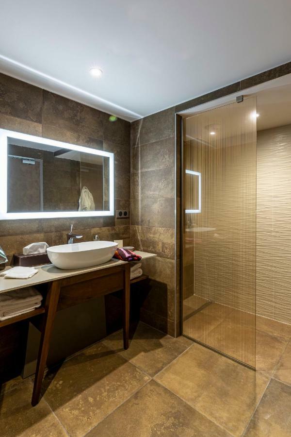 Hotel & Restaurant Sodade شودز آيْج المظهر الخارجي الصورة